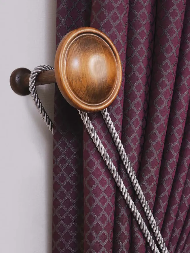 Tie-backs & holdbacks – picture 44 (Truva)